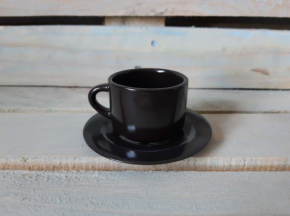 Чашка di caffe espresso с блюдцем