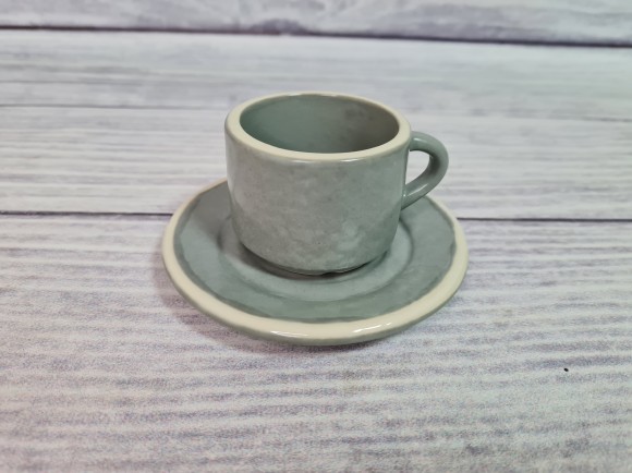 Чашка di caffe espresso с блюдцем