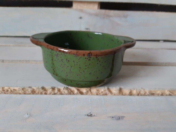 Бульонница brodo