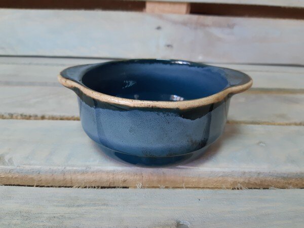 Бульонница brodo